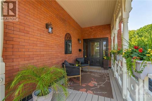 421 Laurier Avenue E, Ottawa, ON - Outdoor With Exterior