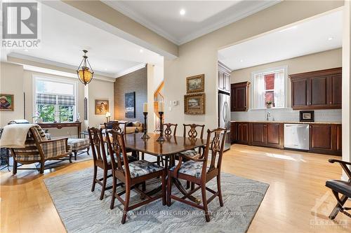 421 Laurier Avenue E, Ottawa, ON - Indoor Photo Showing Dining Room