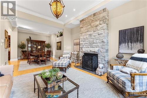 421 Laurier Avenue E, Ottawa, ON - Indoor Photo Showing Living Room With Fireplace