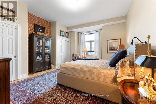 421 Laurier Avenue E, Ottawa, ON - Indoor Photo Showing Bedroom