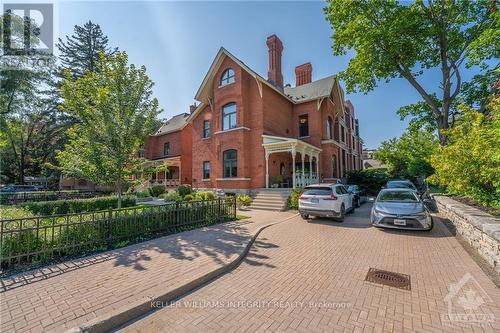 421 Laurier Avenue E, Ottawa, ON - Outdoor