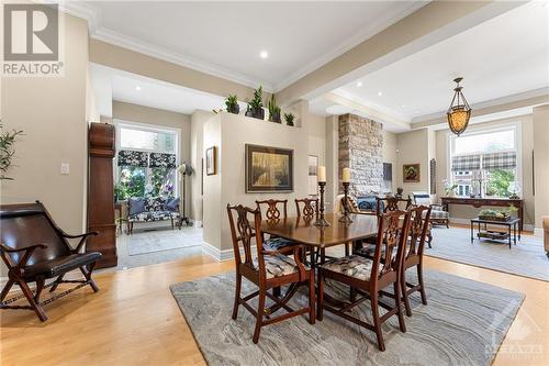 421 Laurier Avenue E, Ottawa, ON - Indoor Photo Showing Dining Room