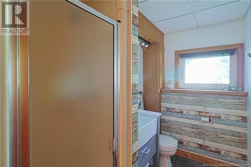 370 King Street, Chipman, NB - Indoor Photo Showing Bathroom