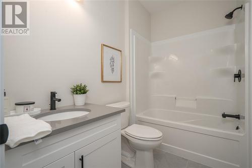 311 Anise Lane, Sarnia, ON - Indoor Photo Showing Bathroom