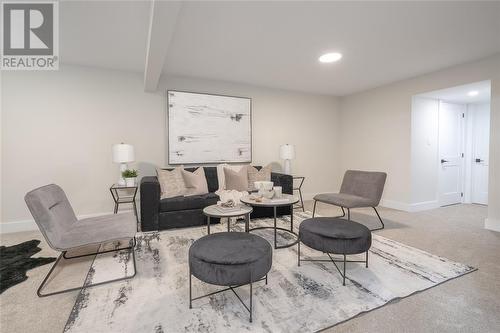 311 Anise Lane, Sarnia, ON - Indoor Photo Showing Living Room