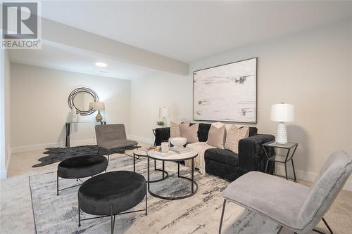 311 Anise Lane, Sarnia, ON - Indoor Photo Showing Living Room