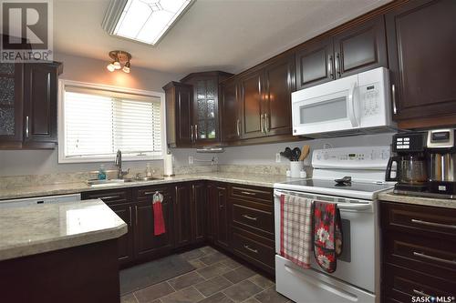 Codette Hwy 35 Acreage, Nipawin Rm No. 487, SK - Indoor Photo Showing Kitchen