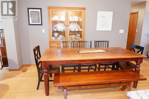 355 Centre Street, Coronach, SK - Indoor Photo Showing Dining Room