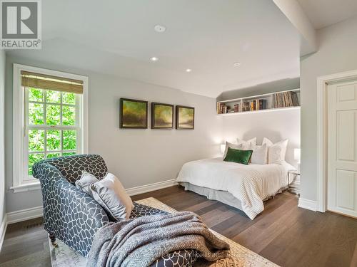 16 Clarendon Avenue, Toronto (Casa Loma), ON - Indoor Photo Showing Bedroom