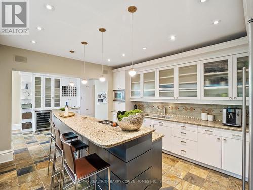 16 Clarendon Avenue, Toronto (Casa Loma), ON - Indoor Photo Showing Kitchen With Upgraded Kitchen