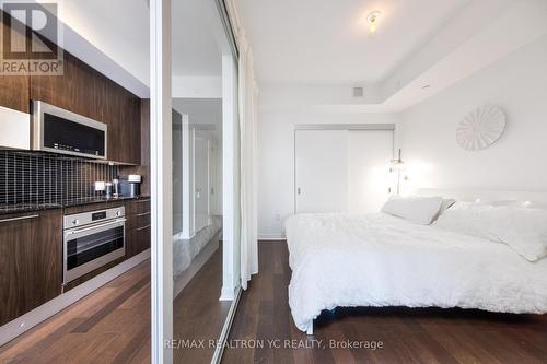 704 - 501 Adelaide Street W, Toronto (Waterfront Communities), ON - Indoor Photo Showing Bedroom