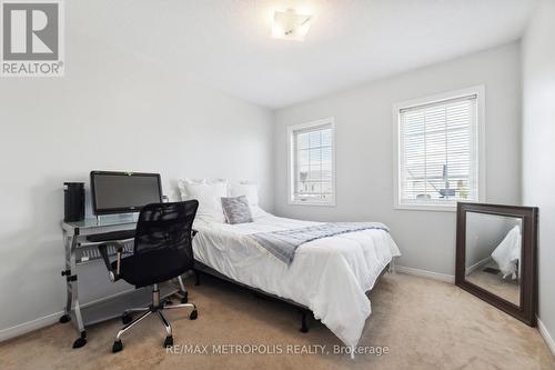 1523 Glenbourne Drive, Oshawa, ON - Indoor Photo Showing Bedroom