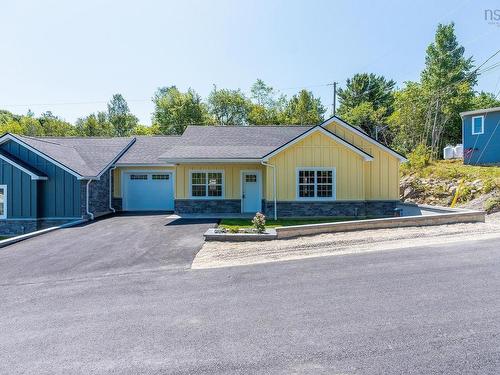 11 Lions Club Road, Fox Point, NS 