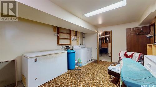 56 Atchison Crescent, Regina, SK - Indoor Photo Showing Laundry Room