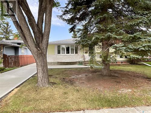 56 Atchison Crescent, Regina, SK - Outdoor