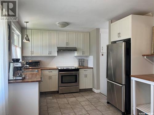 518 1St Street E, Lafleche, SK - Indoor Photo Showing Kitchen