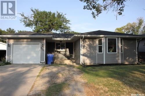 522 Upland Drive, Regina, SK - Outdoor