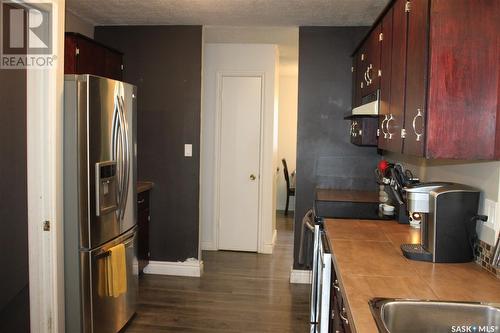 522 Upland Drive, Regina, SK - Indoor Photo Showing Kitchen