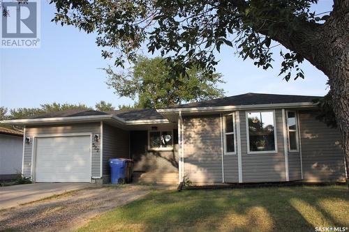 522 Upland Drive, Regina, SK - Outdoor