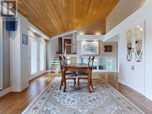 550 Mount Albert Road, East Gwillimbury, ON - Indoor Photo Showing Dining Room