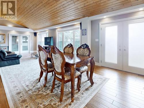 550 Mount Albert Road, East Gwillimbury, ON - Indoor Photo Showing Dining Room