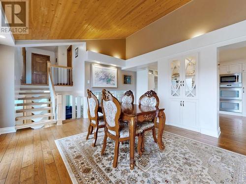 550 Mount Albert Road, East Gwillimbury, ON - Indoor Photo Showing Dining Room