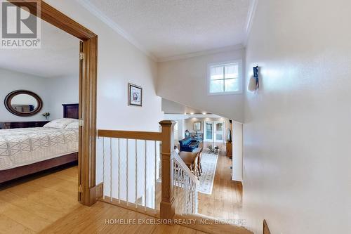 550 Mount Albert Road, East Gwillimbury, ON - Indoor Photo Showing Bedroom