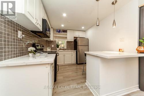 278 Pasadena Drive, Georgina, ON - Indoor Photo Showing Kitchen