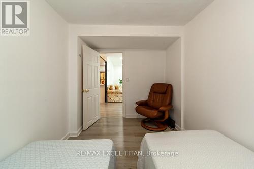 278 Pasadena Drive, Georgina, ON - Indoor Photo Showing Bedroom