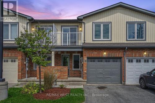 10 - 90 Sovereign'S Gate, Barrie (Innis-Shore), ON - Outdoor With Balcony With Facade