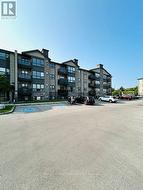 202 - 9 JACKSWAY CRESCENT  London, ON N5X 3T7