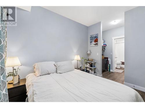 1883 Water Street Unit# 208, Kelowna, BC - Indoor Photo Showing Bedroom