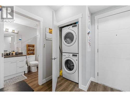 1883 Water Street Unit# 208, Kelowna, BC - Indoor Photo Showing Laundry Room