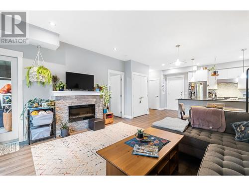 1883 Water Street Unit# 208, Kelowna, BC - Indoor Photo Showing Living Room With Fireplace