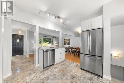 1 Seneca Road, Peterborough (Northcrest), ON - Indoor Photo Showing Kitchen