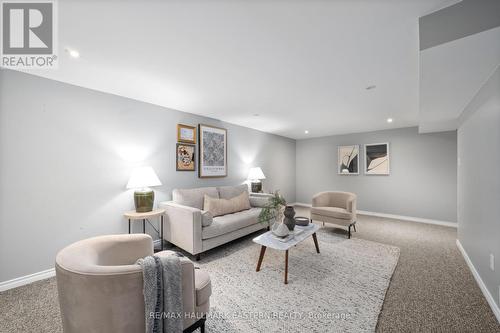 1 Seneca Road, Peterborough (Northcrest), ON - Indoor Photo Showing Living Room