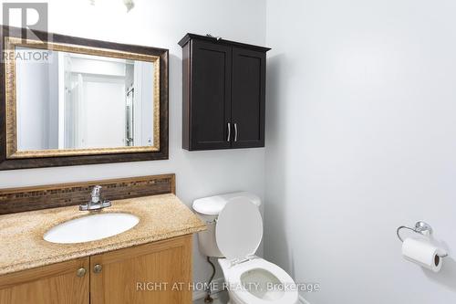 4 Champlain Boulevard, Kawartha Lakes (Lindsay), ON - Indoor Photo Showing Bathroom