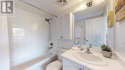 302 - 280 Donlands Avenue, Toronto (Danforth Village-East York), ON - Indoor Photo Showing Bathroom