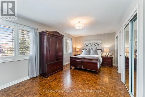 131 Cherokee Drive, Vaughan, ON - Indoor Photo Showing Bedroom