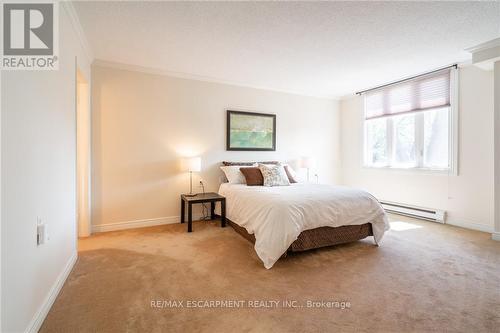 305 - 150 Wilson Street W, Hamilton (Ancaster), ON - Indoor Photo Showing Bedroom