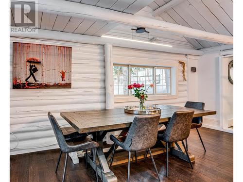 5555 Stubbs Road, Lake Country, BC - Indoor Photo Showing Dining Room