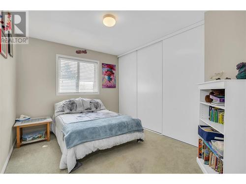 10736 Pinecrest Road, Vernon, BC - Indoor Photo Showing Bedroom