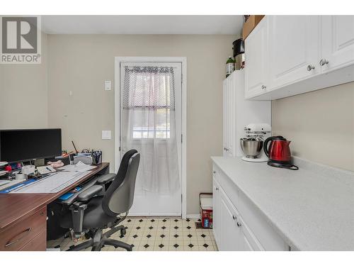 10736 Pinecrest Road, Vernon, BC - Indoor Photo Showing Office