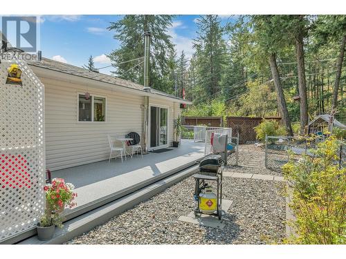 10736 Pinecrest Road, Vernon, BC - Outdoor With Exterior