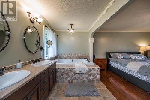 12345 N Kelly Road, Prince George, BC - Indoor Photo Showing Bathroom