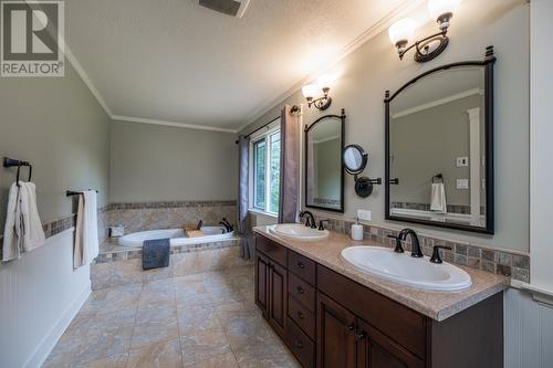 12345 N Kelly Road, Prince George, BC - Indoor Photo Showing Bathroom