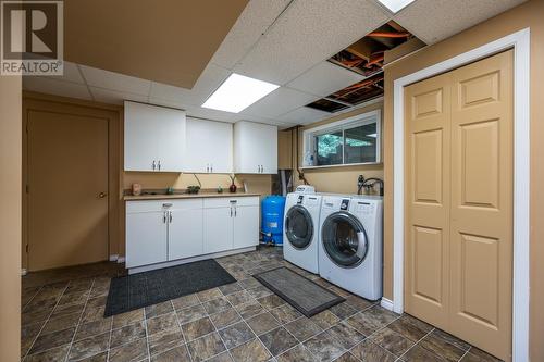 12345 N Kelly Road, Prince George, BC - Indoor Photo Showing Laundry Room