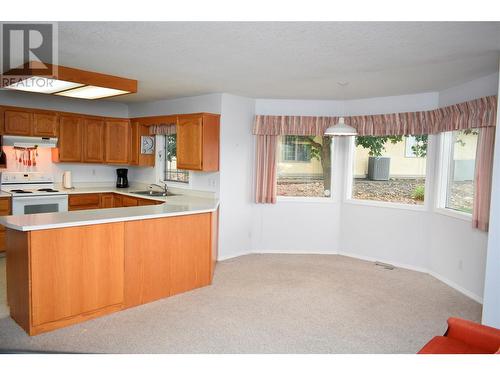 1400 14 Avenue Unit# 1, Vernon, BC - Indoor Photo Showing Kitchen