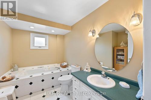 59 Glen Dhu Drive, Whitby (Rolling Acres), ON - Indoor Photo Showing Bathroom