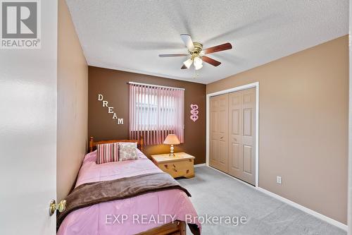 59 Glen Dhu Drive, Whitby (Rolling Acres), ON - Indoor Photo Showing Bedroom